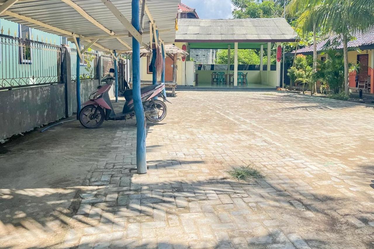 Ekas Beach Guesthouse Mitra Reddoorz Kültér fotó